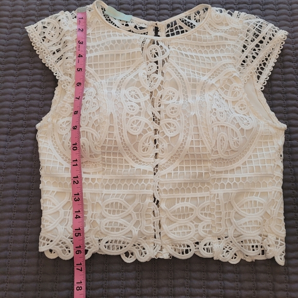 Karmai embroidery crop top, size medium - Picture 12 of 13
